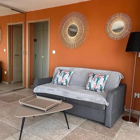 Apartament 35m2 Sea View Flat With 20 M2 Terrace Saint-Raphaël